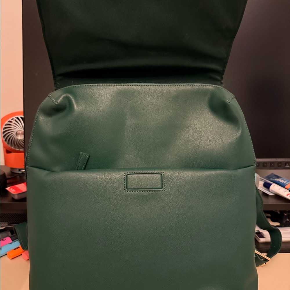 BEIS x Wicked Backpack - Picture 2 of 8